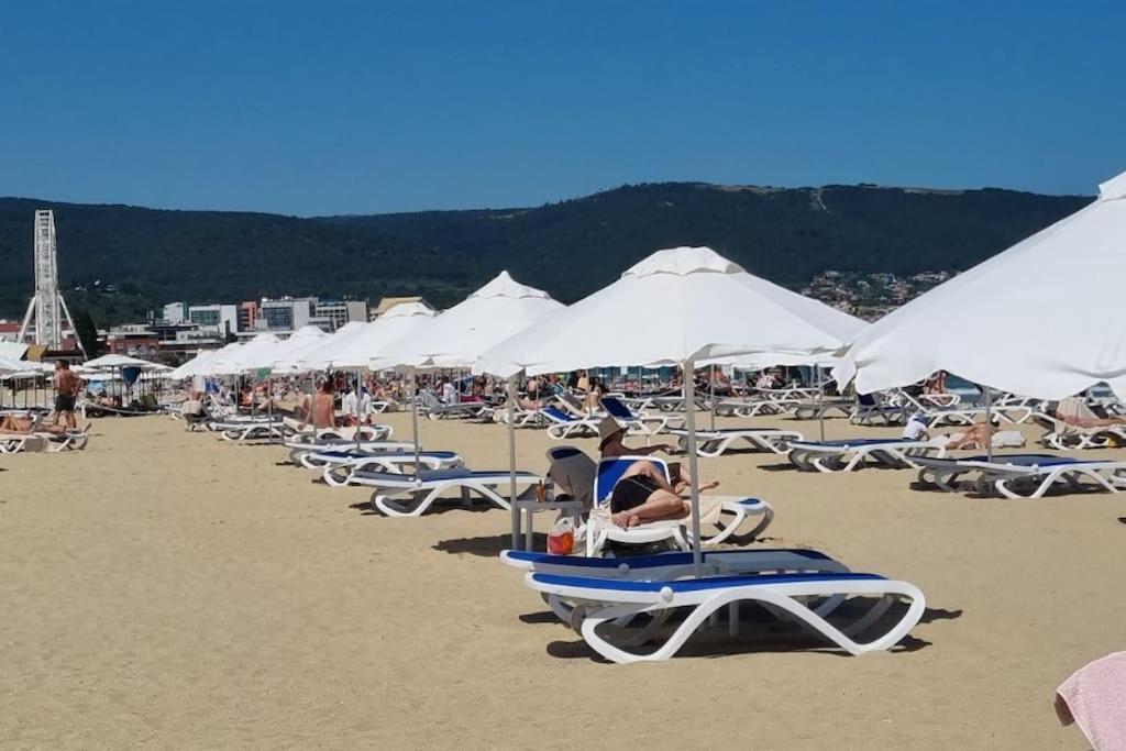 Royal Beach Apartment Barcello B Slăntjev Brjag Exteriör bild